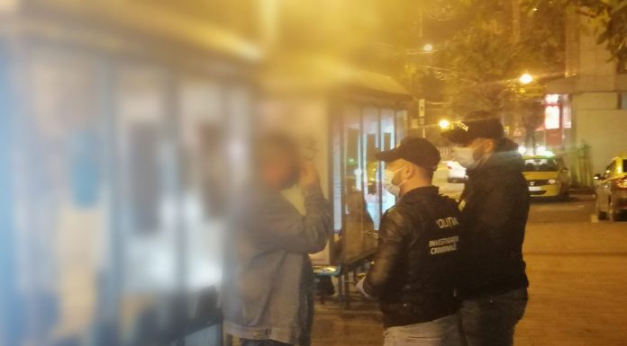 Covid-19: Tot mai multe amenzi pentru cei care refuză să poarte mască