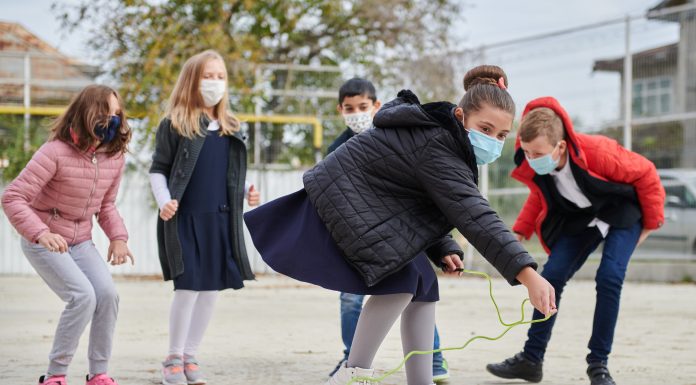 Sprijin pentru minorii ai căror părinți sunt plecați din țară