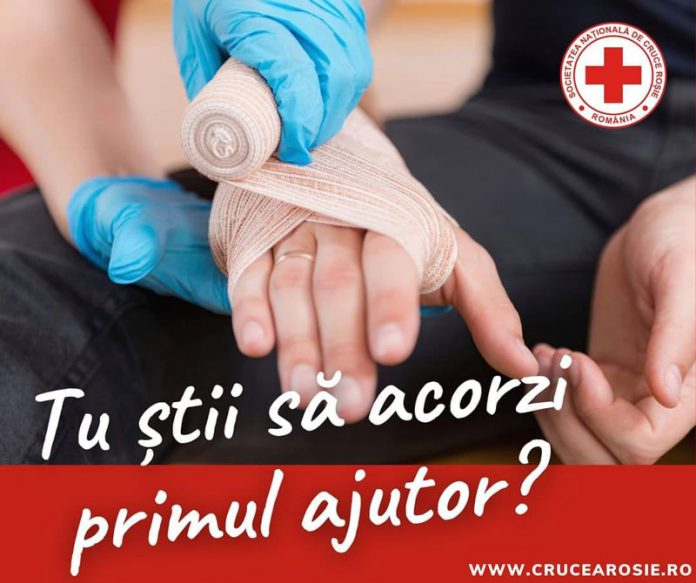 Curs de prim-ajutor de bază, la Crucea Roșie Gorj