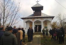 Ceremonia de înmormântare a domnului IULIU CĂLINA, fost viceprimar şi primar al Oraşului Târgu-Cărbuneşti!