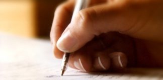 O poezie preponderent tradițională