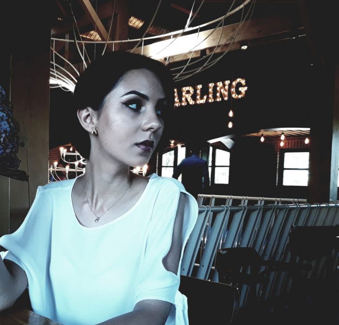 De la Drept, la poezie