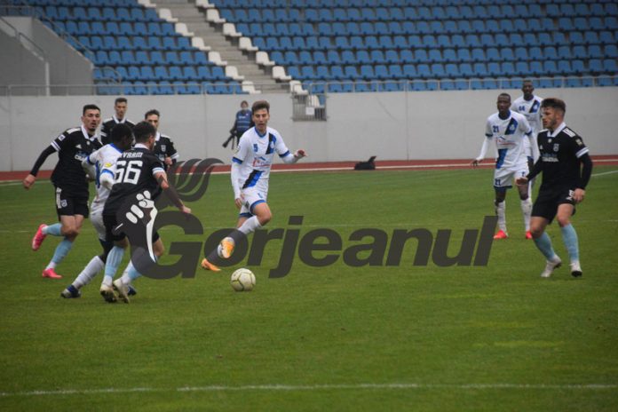 Cu Pandurii ca în roller coaster! Gorjenii, învinşi de lider