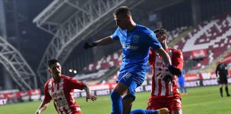 Cu inima-n gât! Craiova a redevenit lider, dar jocul lasă de dorit