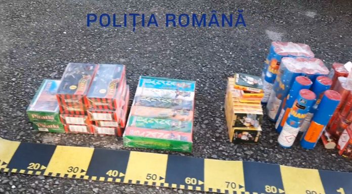 FOTO: În arest, după ce a fost prins transportând articole pirotehnice