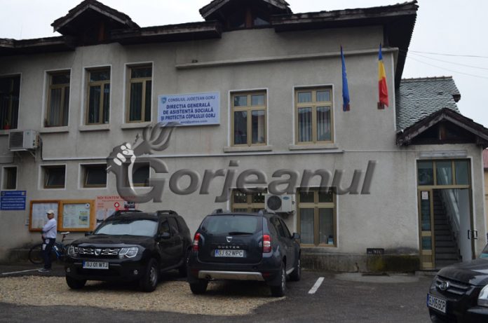 Sărbători cu meniu tradițional pentru beneficiarii serviciilor sociale din subordinea DGASPC Gorj