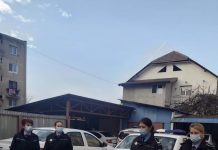 Cadouri din partea polițiștilor locali târgujieni