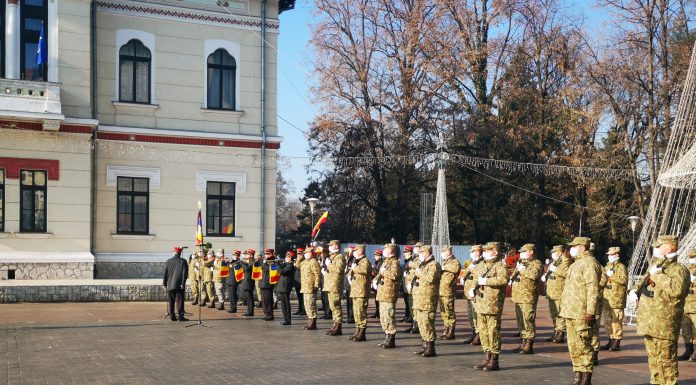 Târgu Jiu: Au început manifestările dedicate Zilei Naționale!