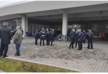 Se ridică buletinele de vot de la stadionul din municipiu!