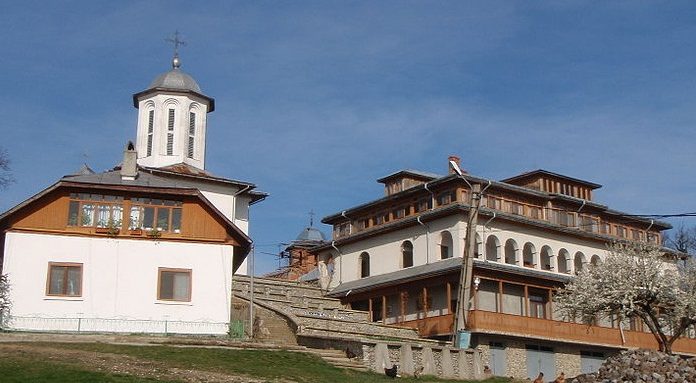 După ani şi ani, la Sfânta Mănăstire «Dealul Mare»! – Un loc ce poate fi, pe drept cuvânt numit, micul «Tabor» al Gorjului şi chiar al plaiului românesc!