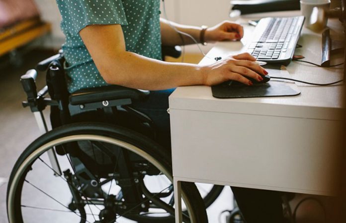 Se decontează carburantul pentru persoanele cu dizabilități și însoțitorii lor!