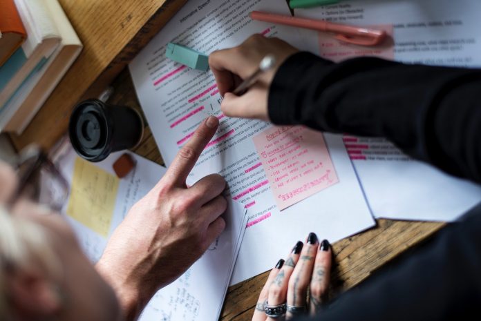 activitățile de formare a profesorilor evaluatori