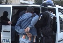 Bătaie ca în filme și patru rețineri, după un scandal la Godinești