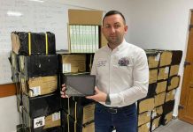 Tablete pentru elevii din Rovinari din partea autorităților locale