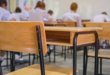 Proiect pentru combaterea discriminării în școli