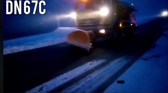 Circulație în condiții de iarnă pe Transalpina! Drumarii acționează!