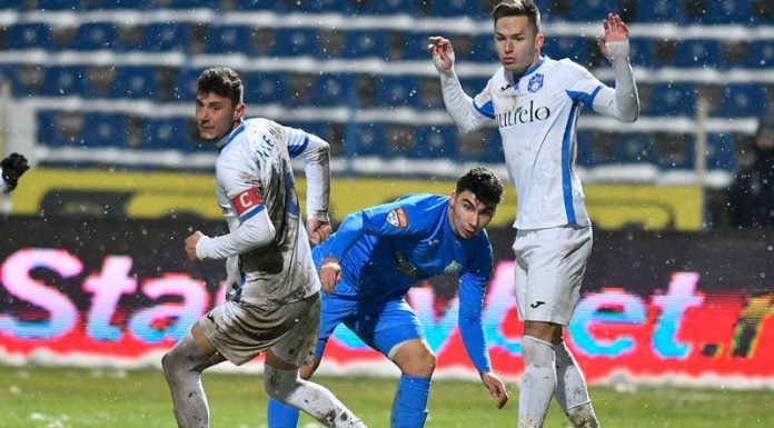 Viitorul îşi întăreşte defensiva