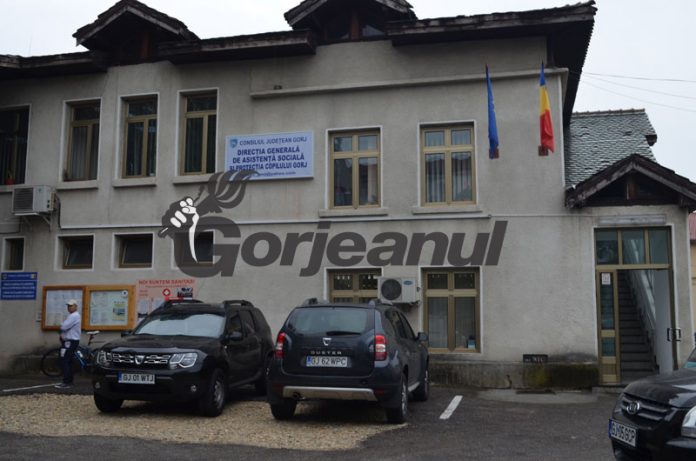 DGASPC Gorj a demarat vaccinarea anti-COVID-19 a beneficiarilor din centrele subordonate