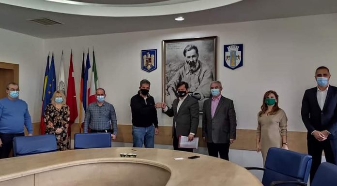 Contract semnat! Vin primele 11 troleibuze la Târgu Jiu!