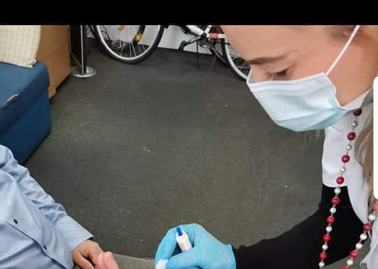 Peste 20 de motreni, consultați de asistenții comunitari ai Primăriei