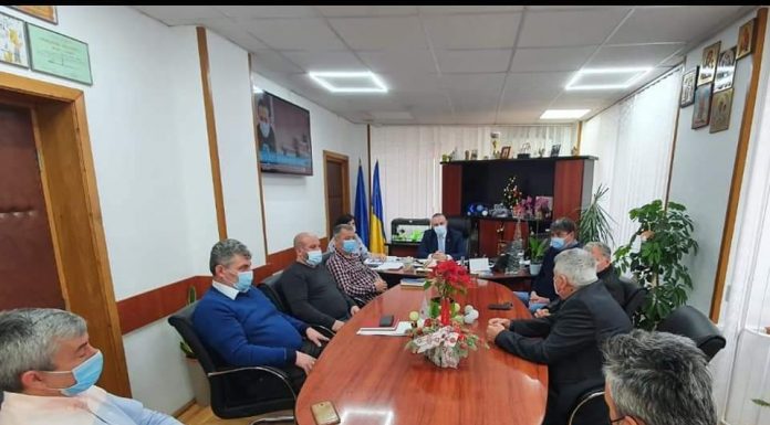 Primarii de pe Valea Motrului, la întâlnire în municipiu