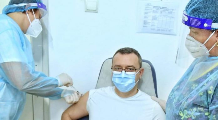 Șeful IPJ Gorj s-a vaccinat împotriva Covid-19