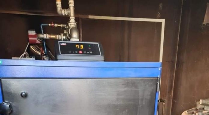 Școala Gimnazială Scoarța are centrală termică nouă! Lucrări avansate și la căminul cultural