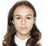 Minoră căutată de polițiști, după ce a fugit de acasă cu iubitul