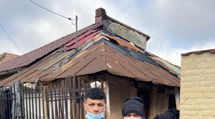 Flămând, dar campion. Trăiește în condiții de neimaginat în Obreja!