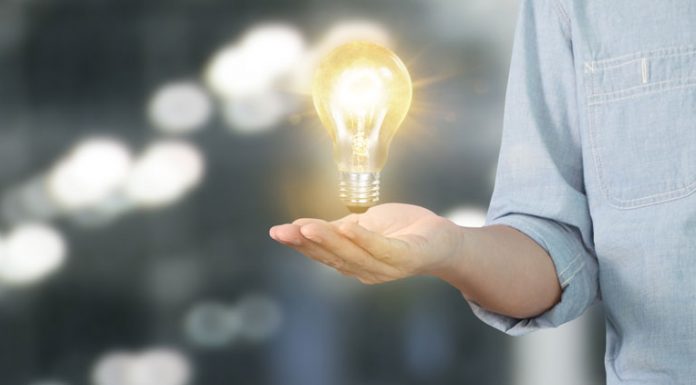 Nu știi ce ofertă de energie electrică să alegi? Cu ENGIE Star, ai prima factură gratuit și preț fix la energia activă tot anul