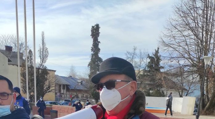 Proteste: Polițiștii și pensionarii, o singură voce la Târgu-Jiu!