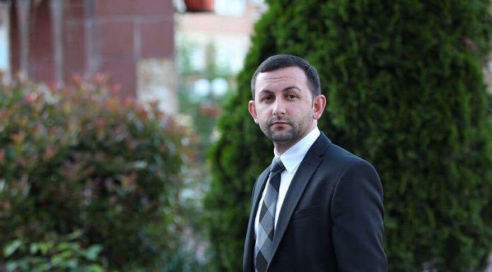 Primarului de Rovinari i se pun bețe în roate pentru deschiderea celei de-a patra fabrici din oraș