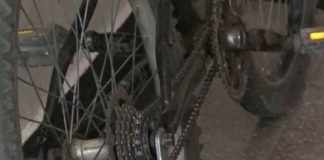Cercetați după ce au furat o bicicletă de pe terasa unei societăți comerciale