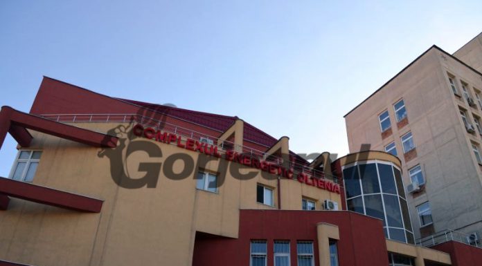 CEO cumpără sute de mături