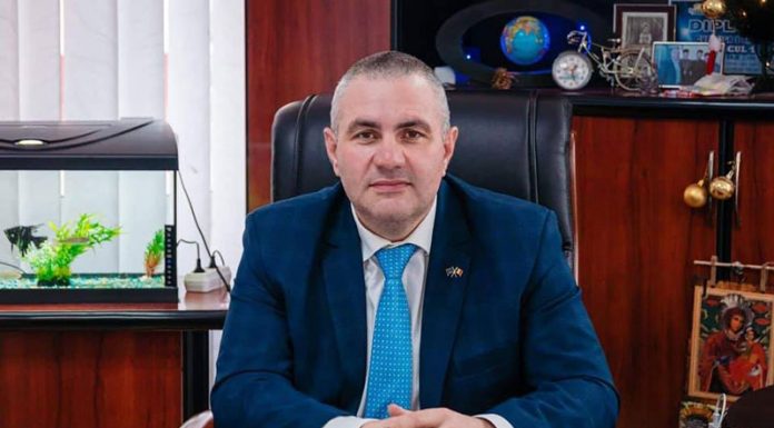 Complexul sportiv municipal din Motru, reabilitat cu fonduri de la CNI