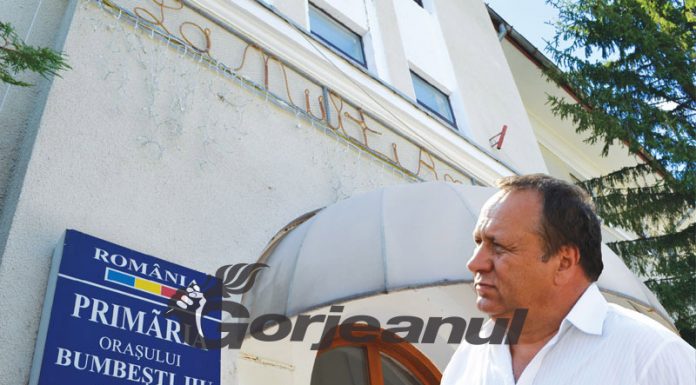 Indemnizație de aproape 14.000 de lei, lunar, pentru un primar din Gorj!