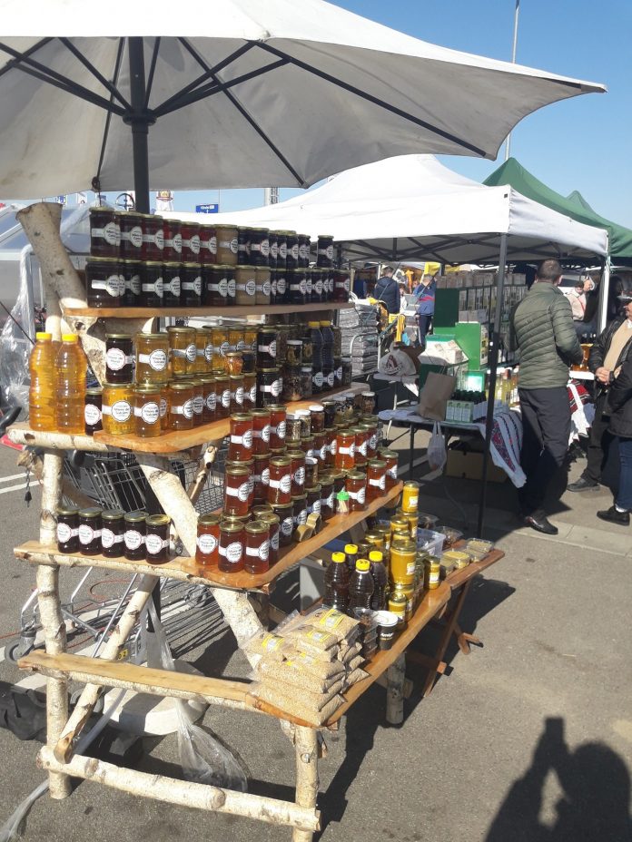 Fără târg apicol la Polovragi