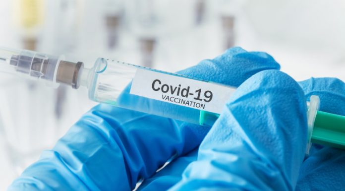 Mai puțin de jumătate dintre cadrele didactice, dispuse să se vaccineze. Ministerul Educației a inițiat o nouă etapă de declarare a disponibilității de vaccinare