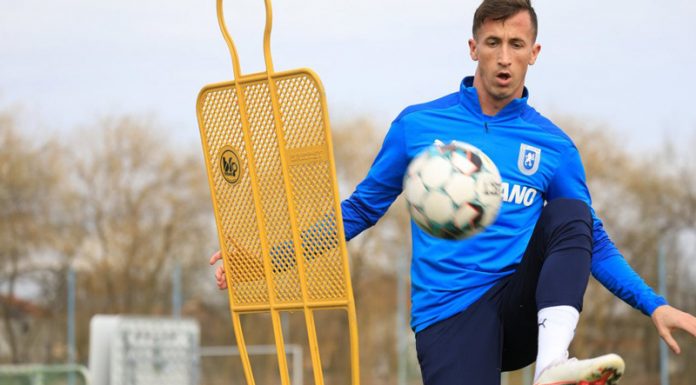 Camara, contract până în vară cu Universitatea