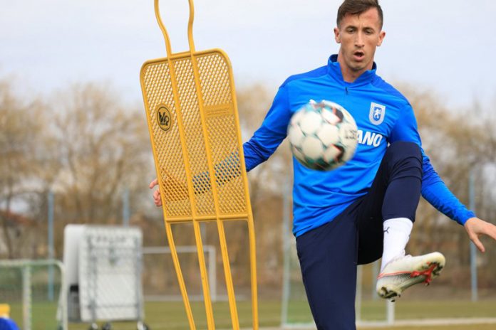 Camara, contract până în vară cu Universitatea