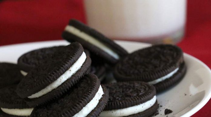 Rețeta săptămânii – Biscuiți Oreo de casă