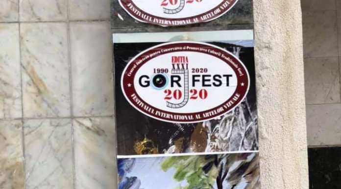 S-a deschis expoziția „Plastică Mică”