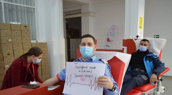 Jandarmii, la Centrul de Transfuzie Sanguină