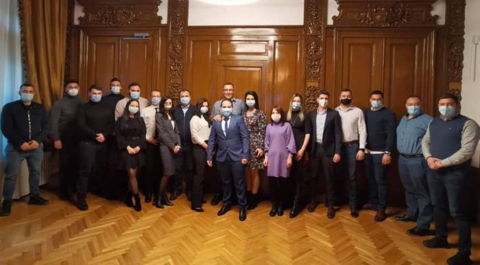 Ponta și Văcaru, la întâlnire cu tinerii Pro România