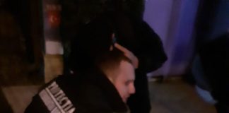 Agresat de doi agenți de pază într-un bar pentru că nu purta mască de protecție