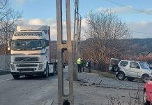 Un bătrân rănit în accidentul de pe centură