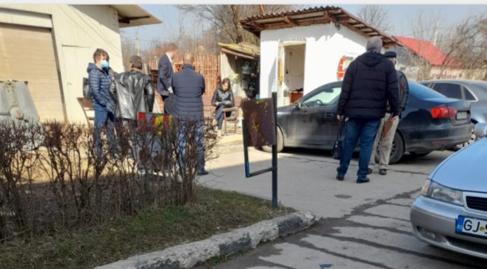 Direcția Publică Motru, acaparată de PNL! Ședință ilegală de CA, în curtea unității