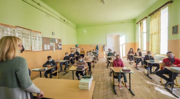 Orele remediale încep pe 8 martie