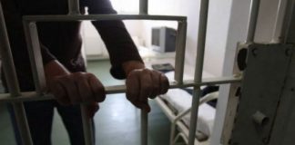 În arest, după ce a bătut și amenințat un patron din Târgu Cărbunești. Agresorul avea asupra sa și un cuțit