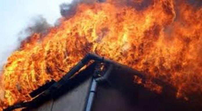 Incendiu la Scoarța